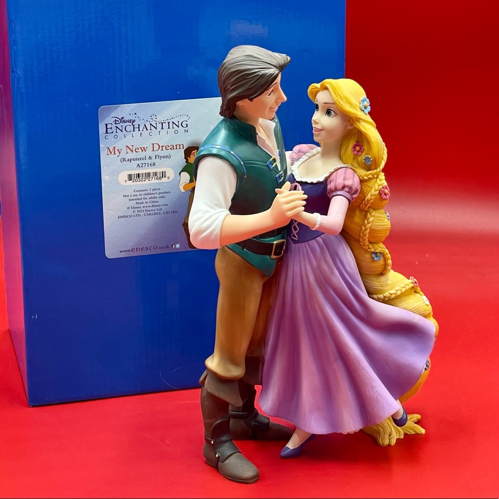 Disney Enchanting Collection Tangled Rapunzel Flynn Rider “My New Dream New Rare